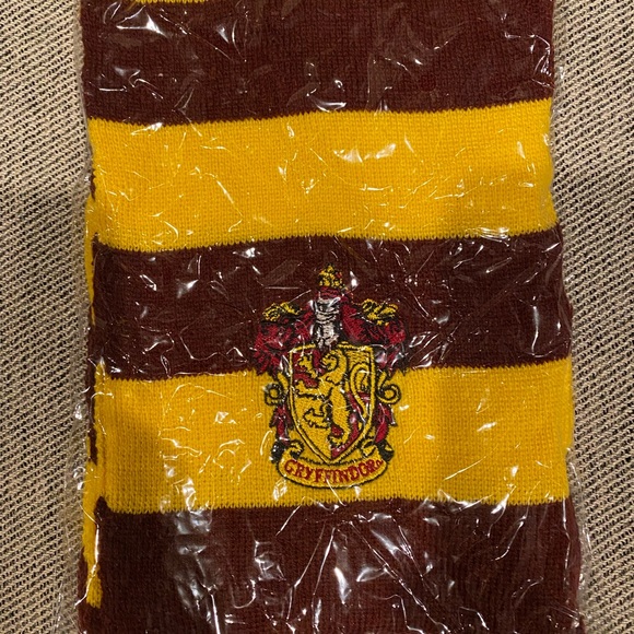 Accessories - Harry Potter Gryffindor Scarf